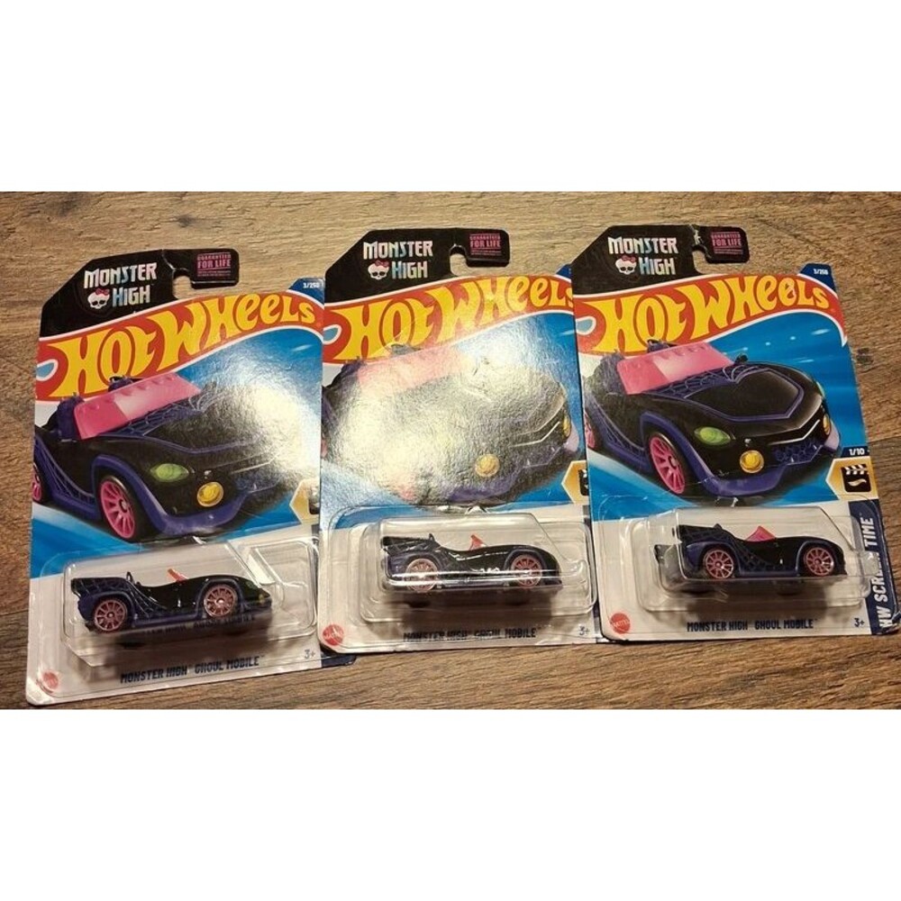 Monster High Hot Wheels Ghoul Mobile Lot